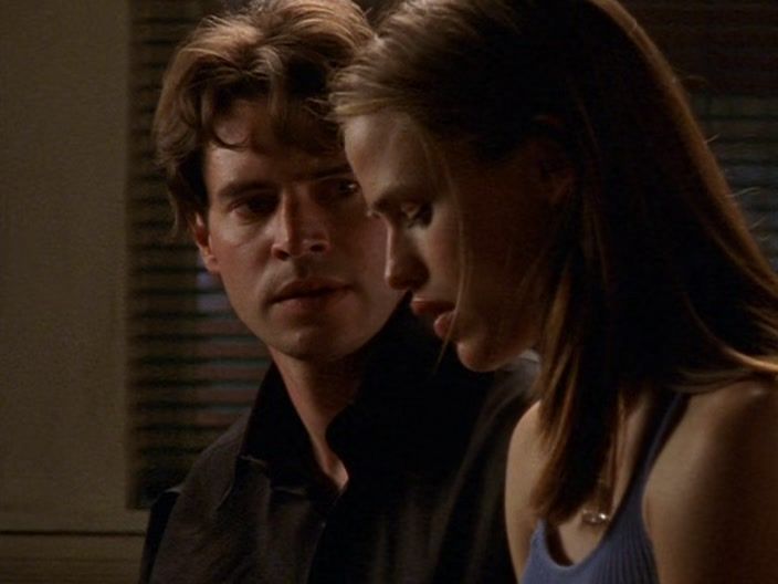 S04E19-The-Power-of-the-Ex-136.jpg