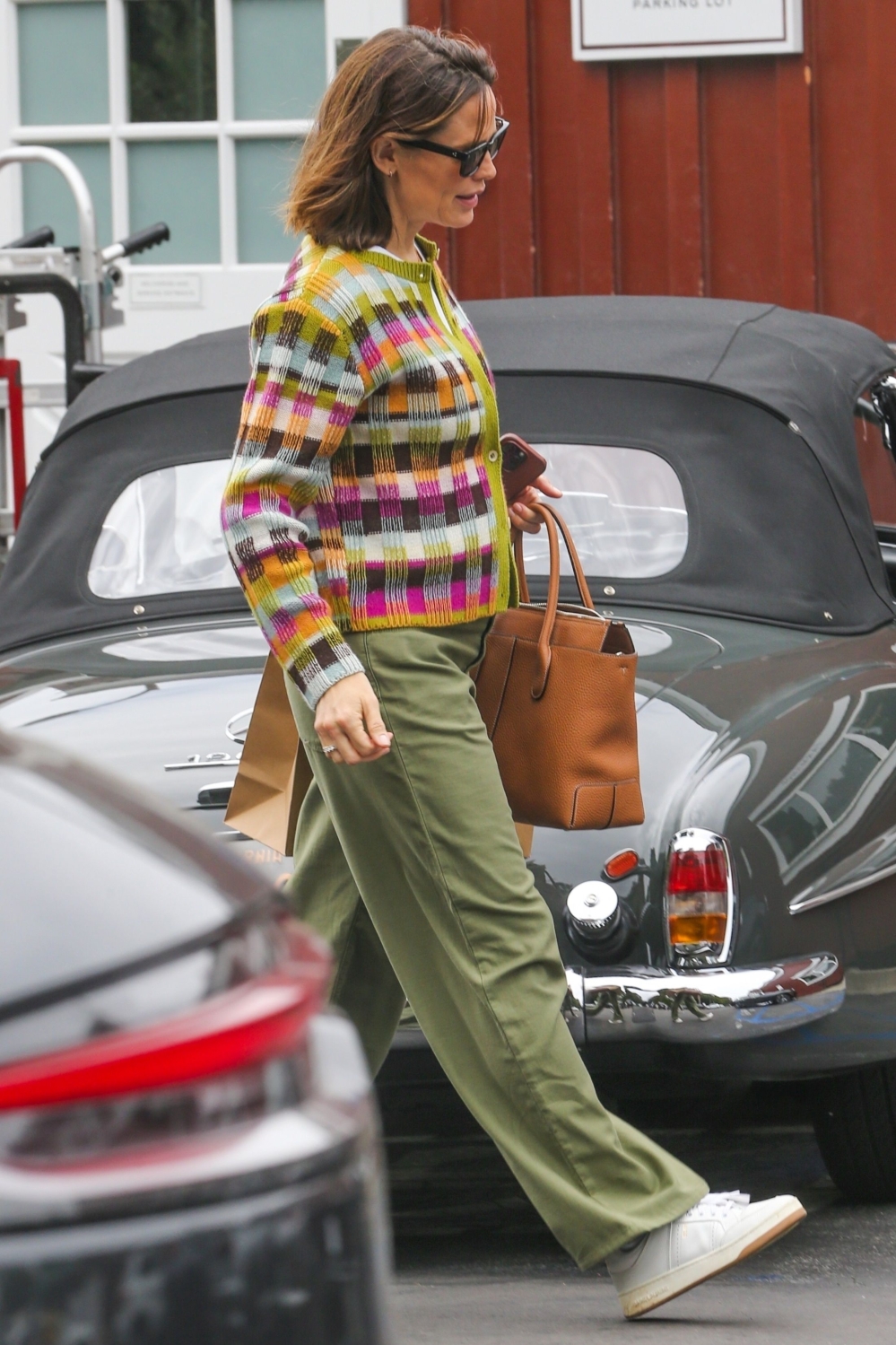 26-Out-and-About-in-Brentwood-08.jpg