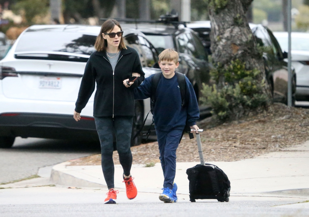 30-Out-and-About-with-Samuel-in-Brentwood-22.jpg