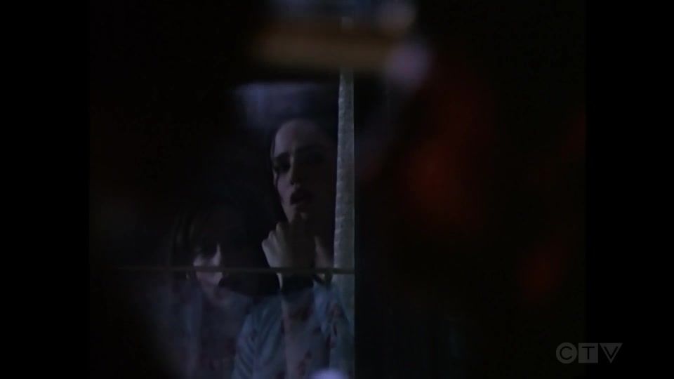 1x01-The-Time-She-Came-to-New-York-028.jpg