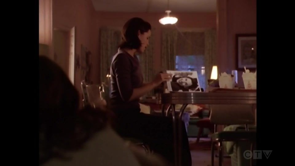 1x01-The-Time-She-Came-to-New-York-052.jpg 1x01-The-Time-She-Came-to-New-York-052.jpg
