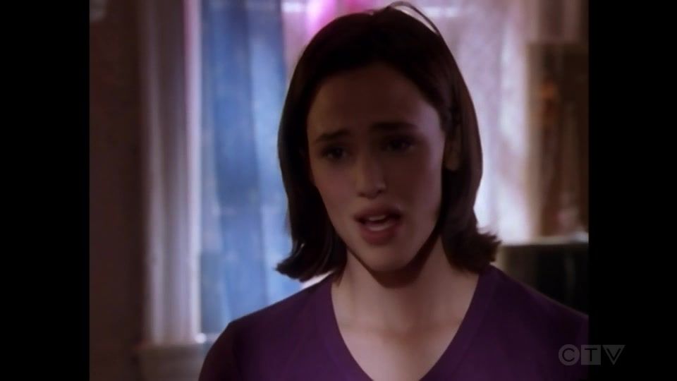 1x01-The-Time-She-Came-to-New-York-106.jpg