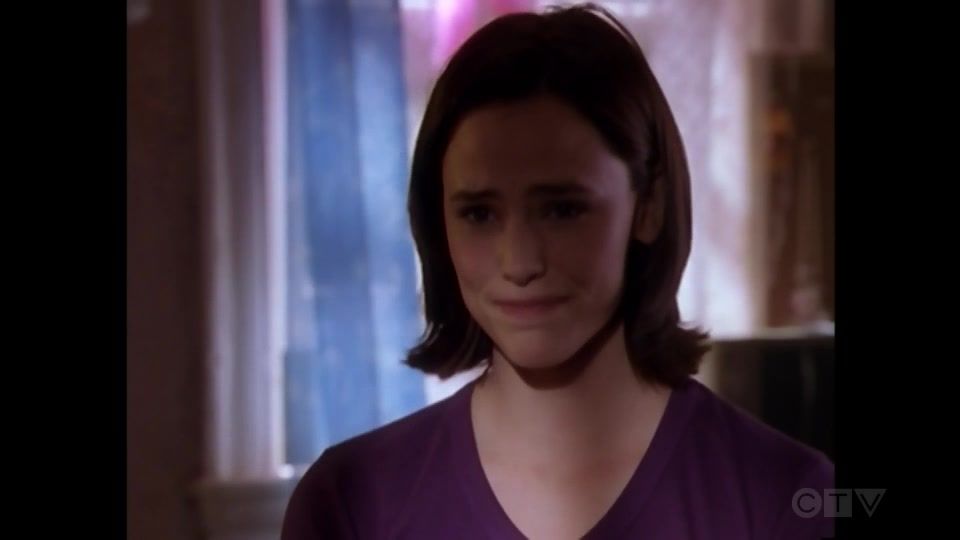 1x01-The-Time-She-Came-to-New-York-113.jpg