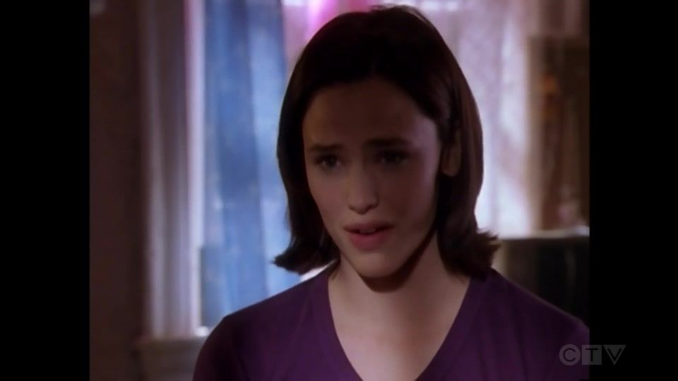 1x01-The-Time-She-Came-to-New-York-116.jpg