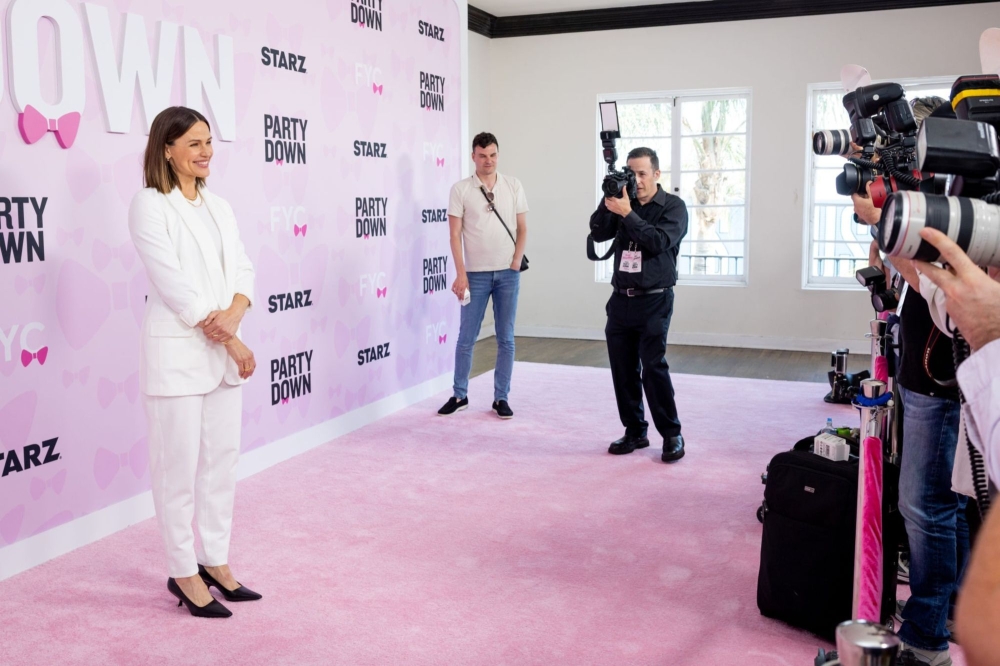 Click to view full size image
==============
June-03-_Party_Down-Season-3-FYC-Event-Red-Carpet-041.jpg June-03-_Party_Down-Season-3-FYC-Event-Red-Carpet-041.jpg