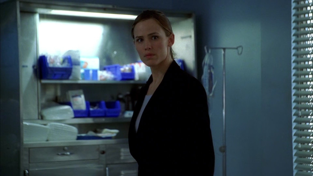 4x15-Pandora-095.jpg