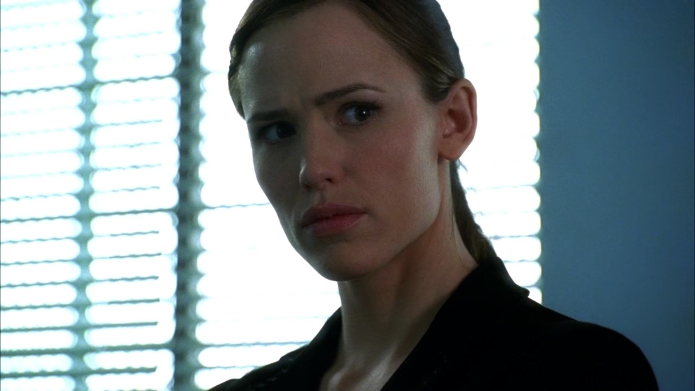 4x15-Pandora-104.jpg