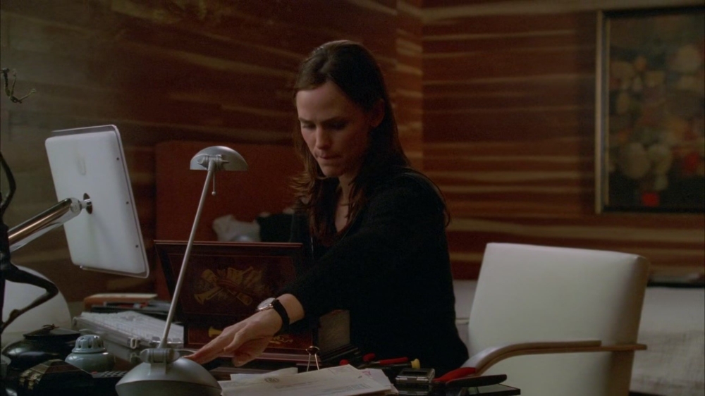 4x15-Pandora-137.jpg