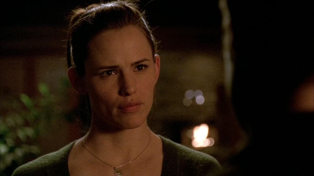 4x15-Pandora-208.jpg