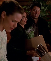 4x15-Pandora-027.jpg