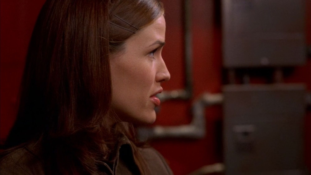 Click to view full size image
==============
4x16-Another-Mister-Sloane-021.jpg 4x16-Another-Mister-Sloane-021.jpg