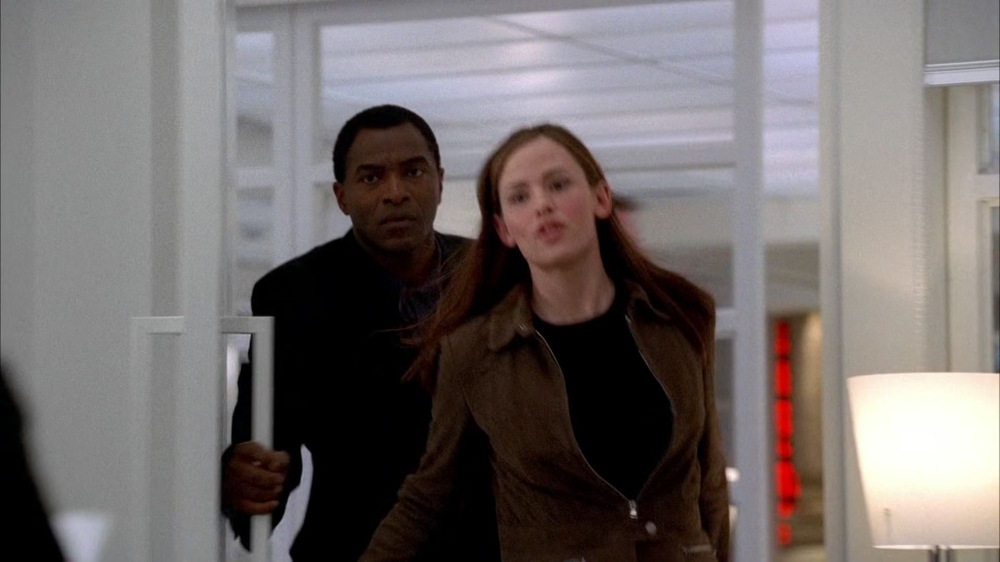 4x16-Another-Mister-Sloane-053.jpg