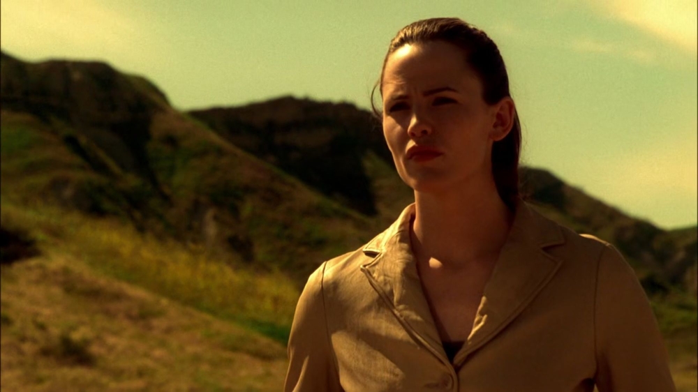 4x20-The-Descent-103.jpg