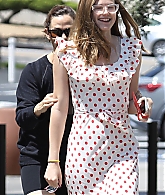 June-26-Out-and-About-with-Violet-in-Pacific-Palisades_-24.jpg