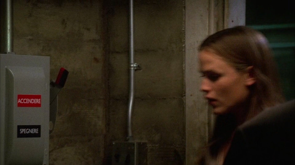 5x01-Prophet-Five-220.jpg