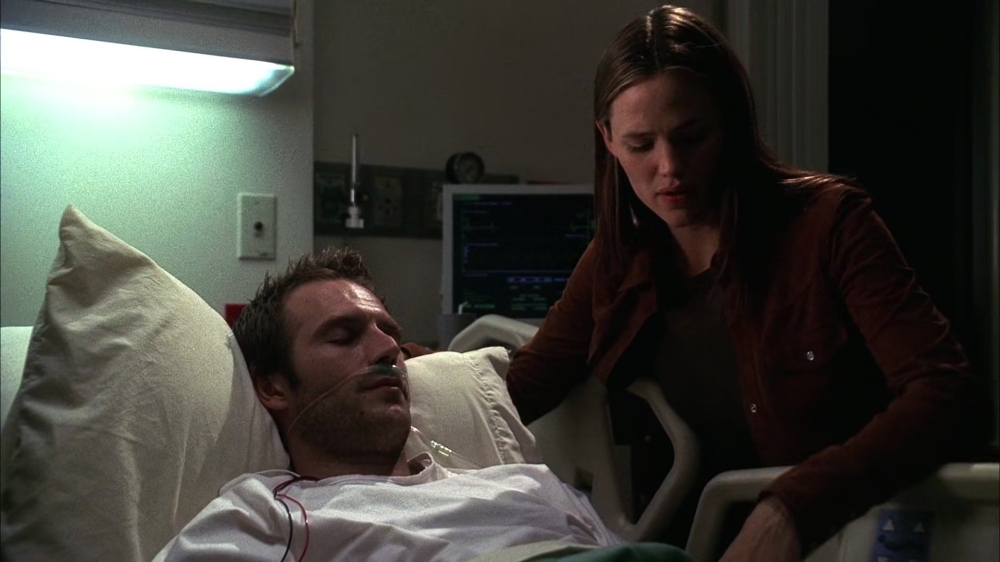 Click to view full size image
==============
5x01-Prophet-Five-375.jpg 5x01-Prophet-Five-375.jpg