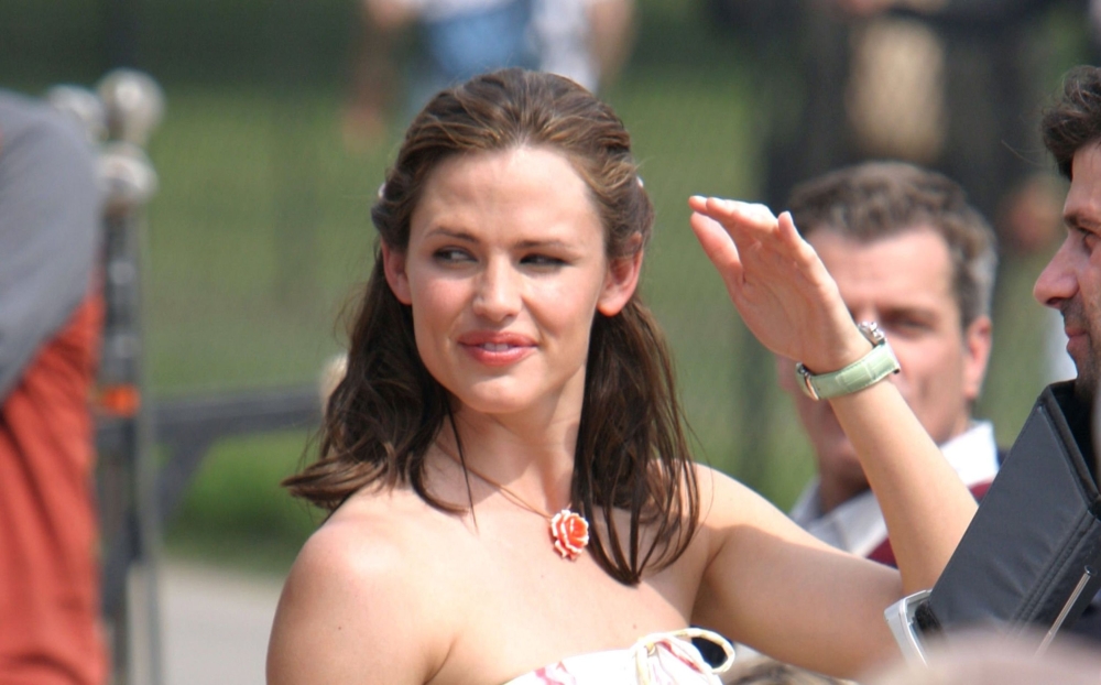 On-Set-30-June-Thirteen-Going-on-Thirty-31.jpg