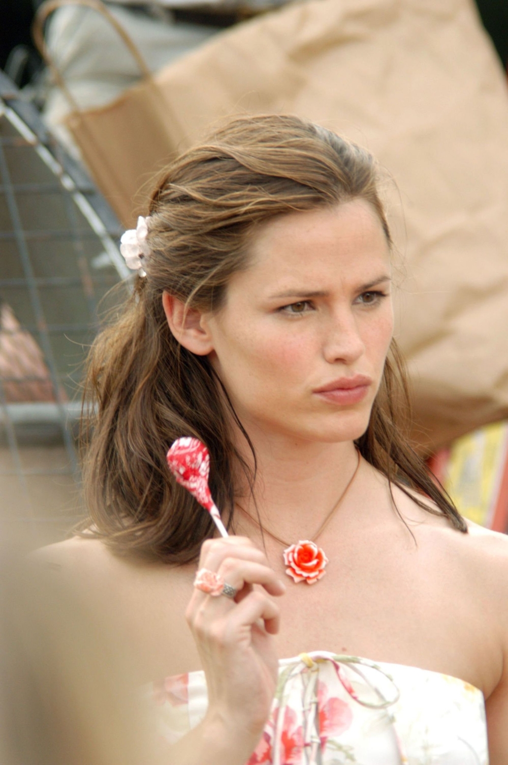 Click to view full size image
==============
On-Set-30-June-Thirteen-Going-on-Thirty-66.jpg On-Set-30-June-Thirteen-Going-on-Thirty-66.jpg