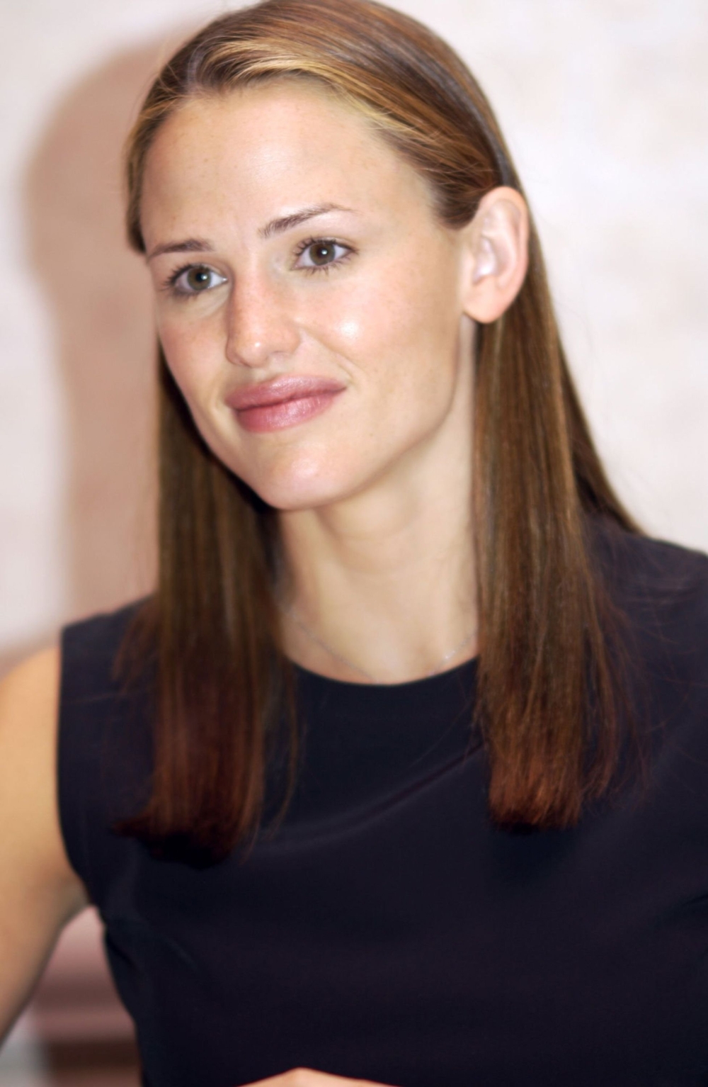 27-09-Alias-Press-Conference-07~0.jpg