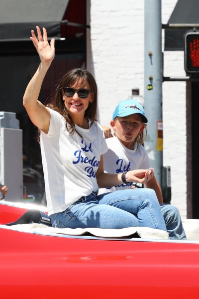 Click to view full size image
==============
4thJulyParade_July_2022_281429.jpg 4thJulyParade_July_2022_281429.jpg