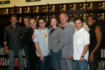 Click to view full size image
==============
AliasDeclassified_BooksigningEvent_2002_281429.jpg AliasDeclassified_BooksigningEvent_2002_281429.jpg