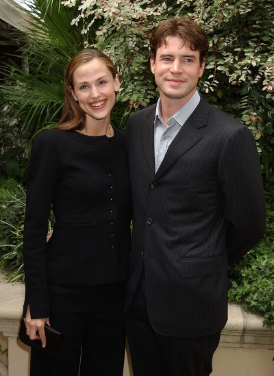 Click to view full size image
==============
9thAnnualPremiereWomenHollywoodLuncheon_October_2002_28929.jpg 9thAnnualPremiereWomenHollywoodLuncheon_October_2002_28929.jpg