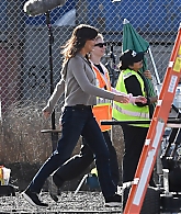 Filename=jengarneronline_lastthing_setfeb25_285229.jpg
Filesize=1141KiB
Dimensions=1728x1775
Date added=Apr 09, 2025 jengarneronline_lastthing_setfeb25_285229.jpg