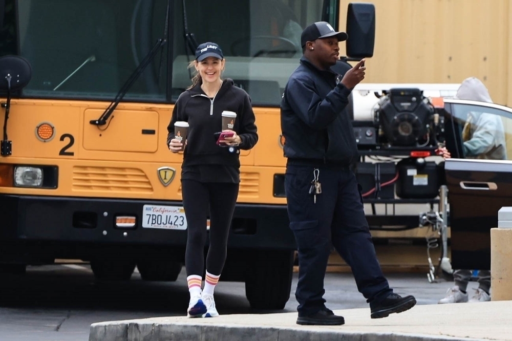 jengarneronline_outabout_may25_281229.jpg