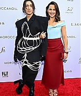 Filename=jengarneronline_dailyfrontrowawards_redcarpet_283129.jpg
Filesize=913KiB
Dimensions=1365x2048
Date added=May 11, 2025 jengarneronline_dailyfrontrowawards_redcarpet_283129.jpg