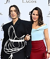 Filename=jengarneronline_dailyfrontrowawards_redcarpet_283429.jpg
Filesize=625KiB
Dimensions=2048x1365
Date added=May 11, 2025 jengarneronline_dailyfrontrowawards_redcarpet_283429.jpg