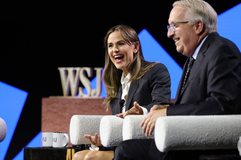 JGO_WSJsFutureEverything_Panel25_281129.jpg